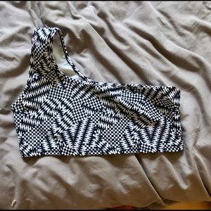 cropped top from iheartraves